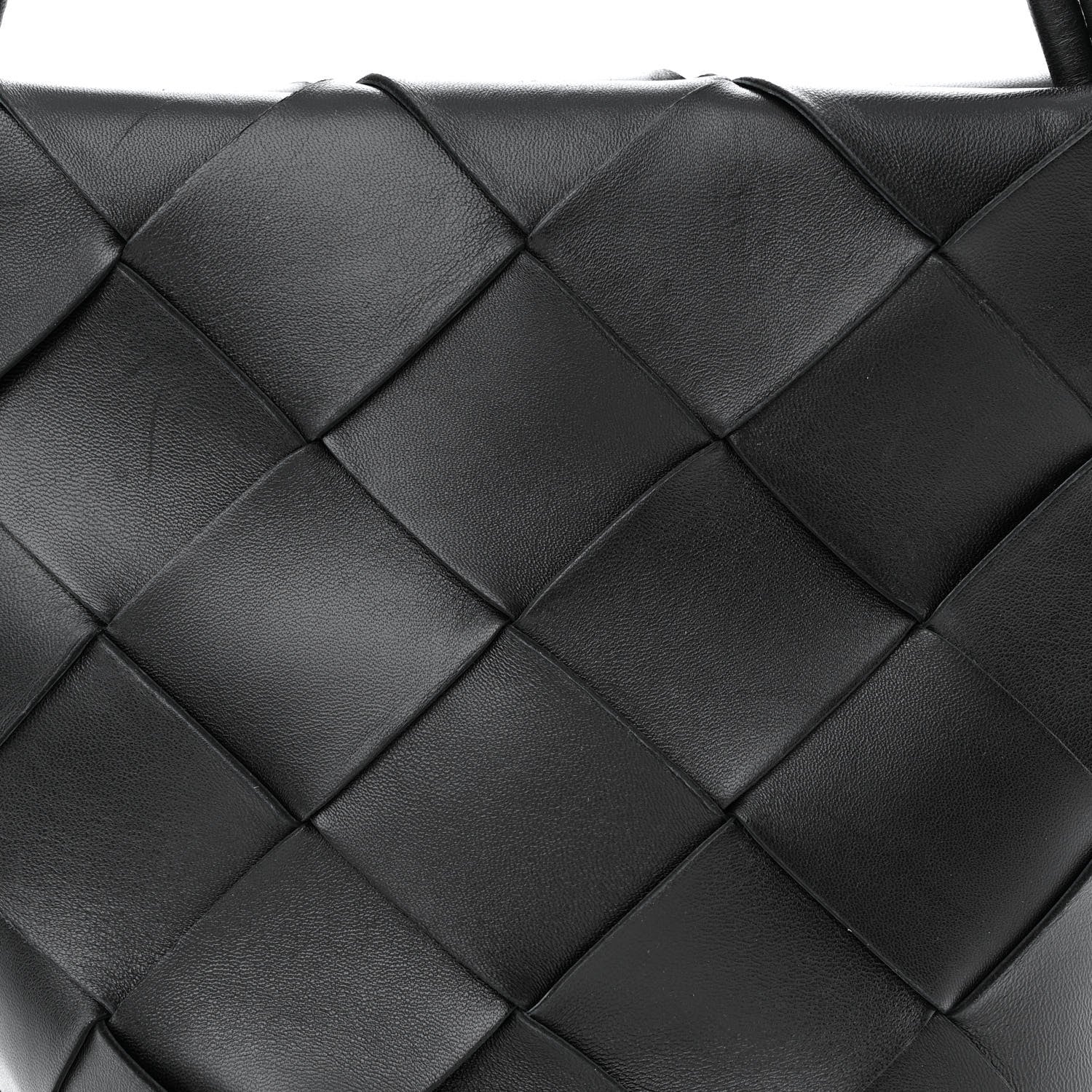 Bottega Veneta Nappa Maxi Intrecciato Clasp Bucket Bag Black 7 of 10
