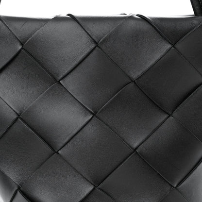 Bottega Veneta Nappa Maxi Intrecciato Clasp Bucket Bag Black 7 of 10