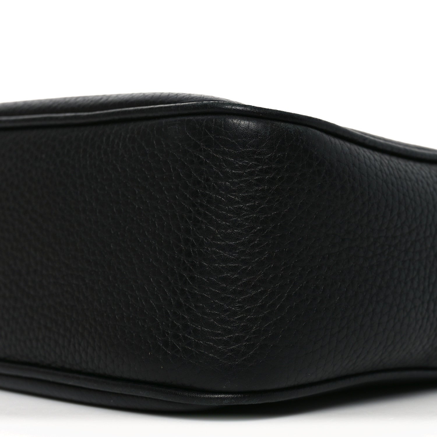 Gucci Pebbled Calfskin Small Soho Disco Bag Black 18 of 21