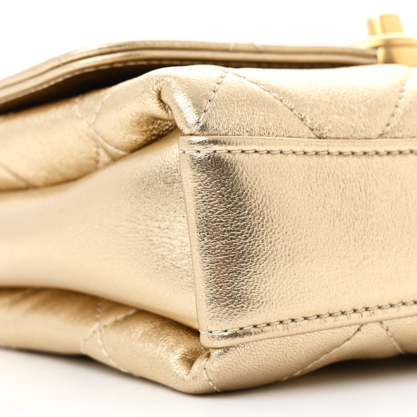 Metallic Lambskin Quilted Mini CC Crystal Logo Chain Flap Gold