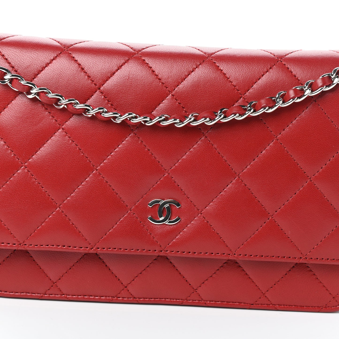 Lambskin Quilted Wallet On Chain WOC Red