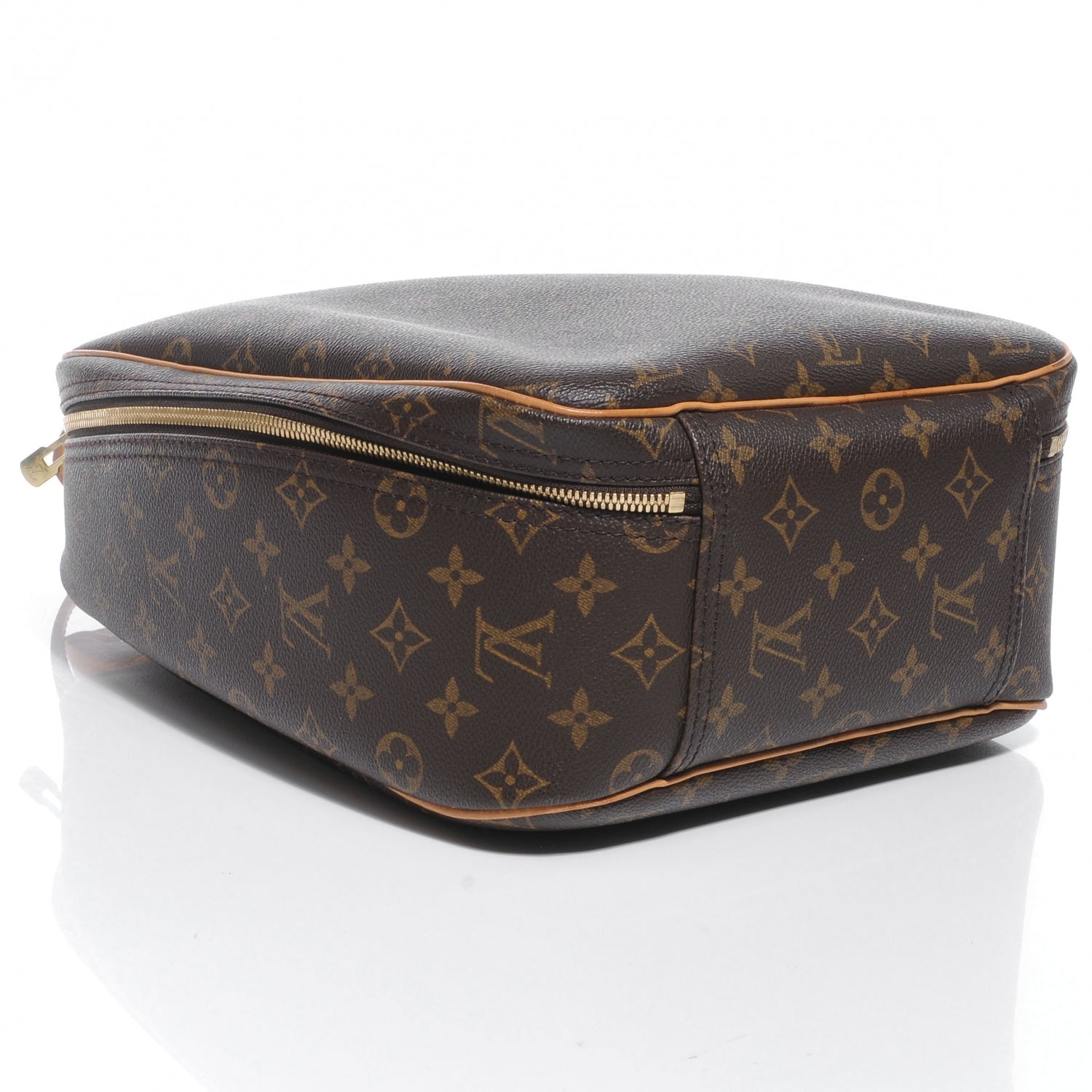 Louis Vuitton Monogram Excursion Shoe Bag 4 of 7