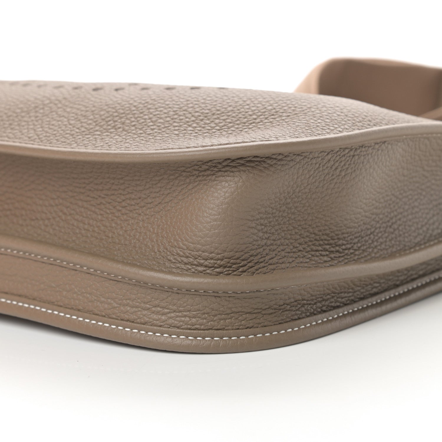 Hermes Taurillon Clemence Evelyne III PM Etoupe 10 of 11