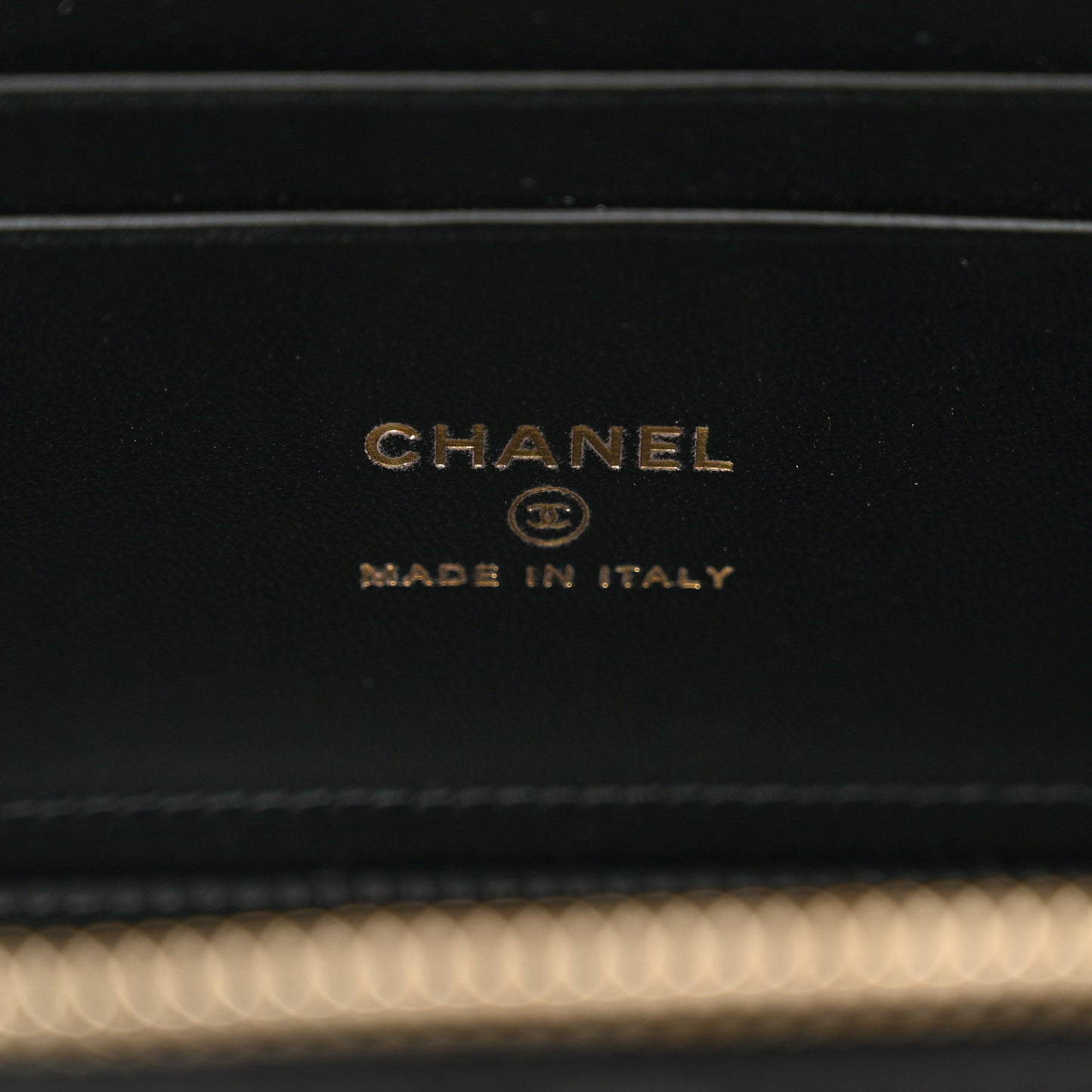 Lambskin Quilted Metal Small Top Handle Vanity Case With Chain Black