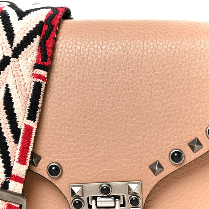 Valentino Garavani Grained Calfskin Onyx Guitar Strap Rockstud Rolling Shoulder Flap Messenger Bag Soft Noisette 8 of 10