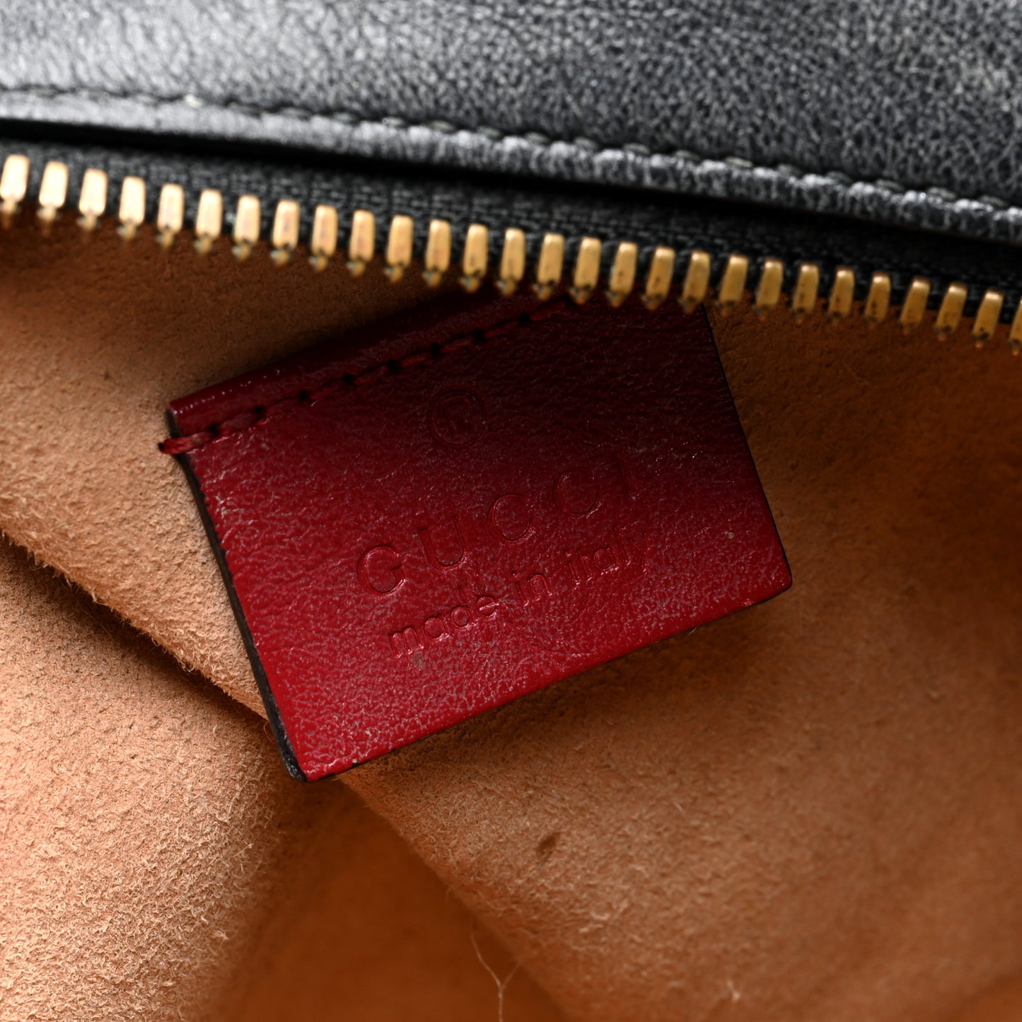 Vintage Effect Calfskin Matelasse Diagonal Mini Torchon GG Marmont Round Shoulder Bag Black Romantic Cherry