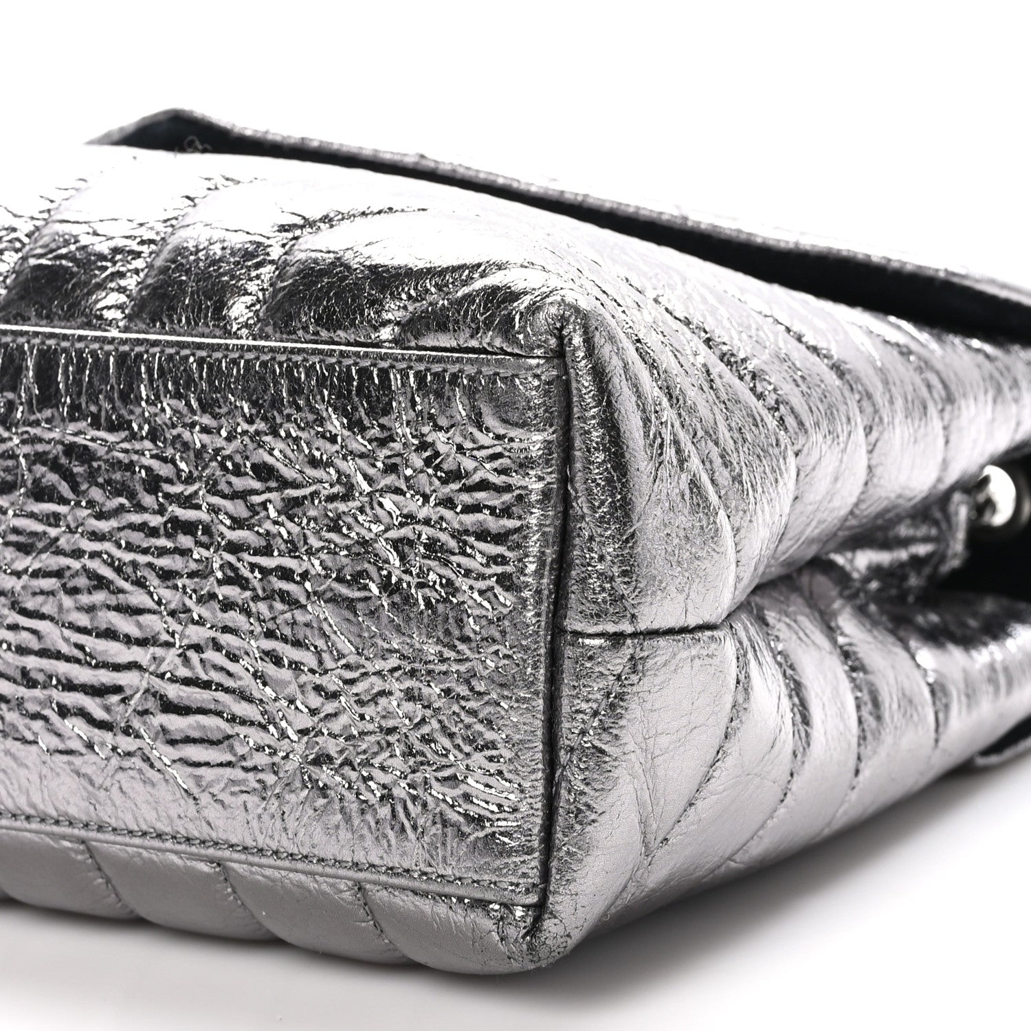 Saint Laurent Metallic Calfskin Y Quilted Monogram Small Loulou Chain Satchel Acciaio 11 of 11