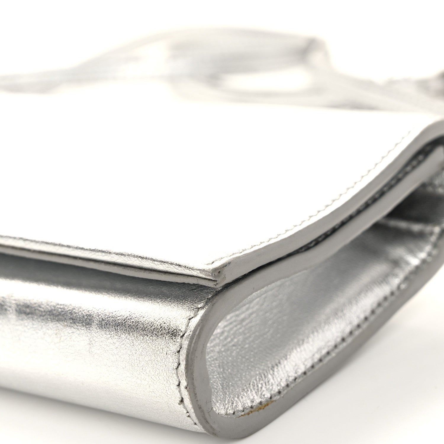 Saint Laurent Metallic Nappa Silk Fetiche Clutch Argento 9 of 11