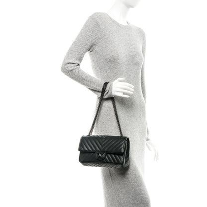 Chanel Sheepskin Chevron Quilted 2.55 Reissue 225 Double Flap So Black 2 of 8