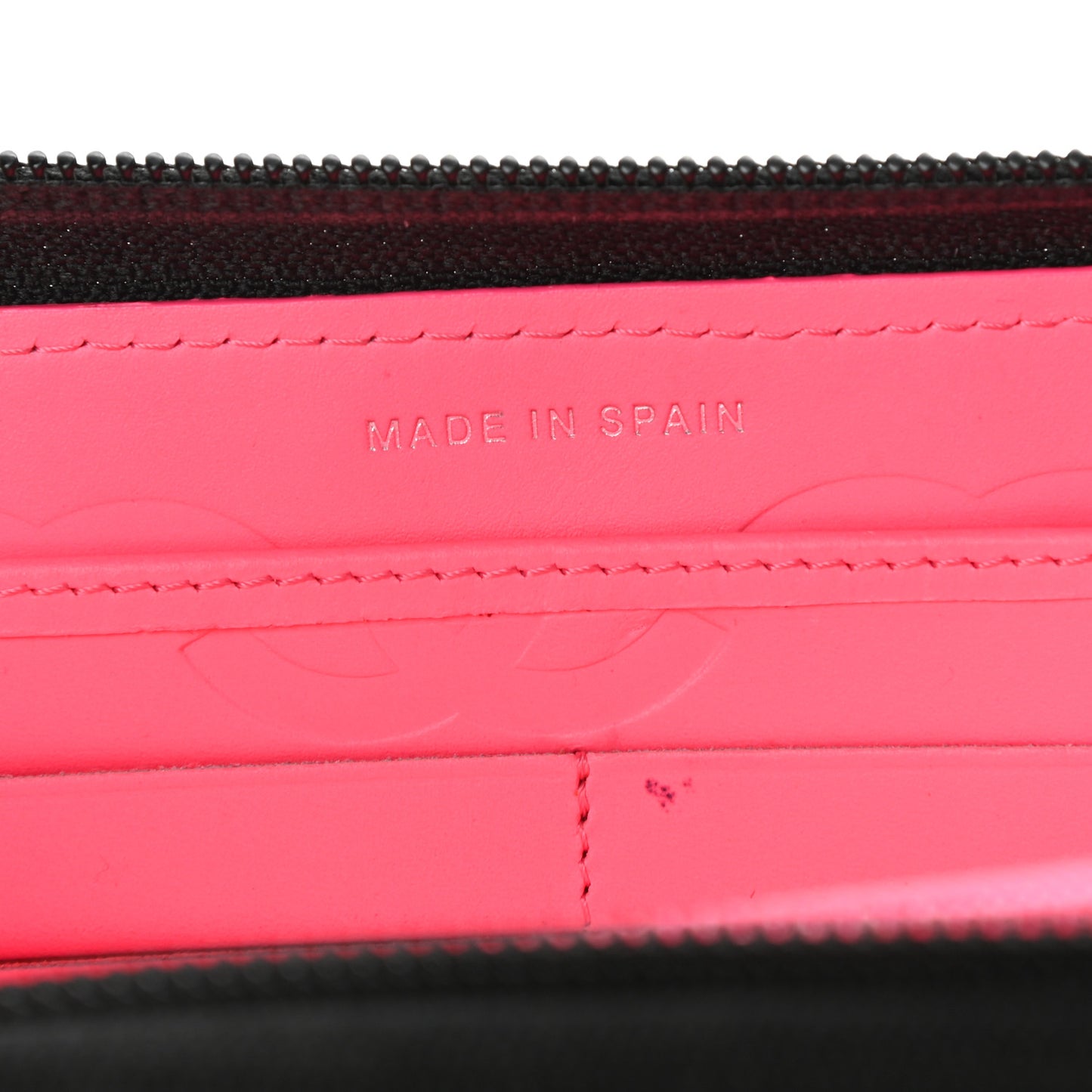 Calfskin Quilted Cambon Large Gusset Zip Around Wallet Black