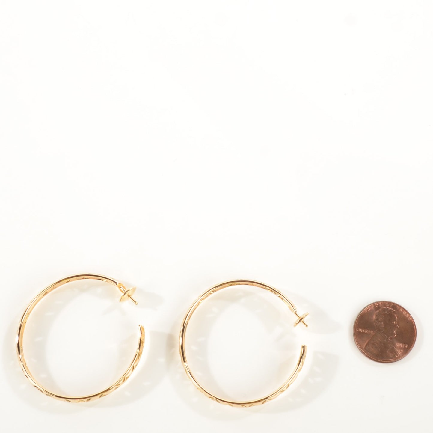 18K Yellow Gold Gallea Hoop Earrings