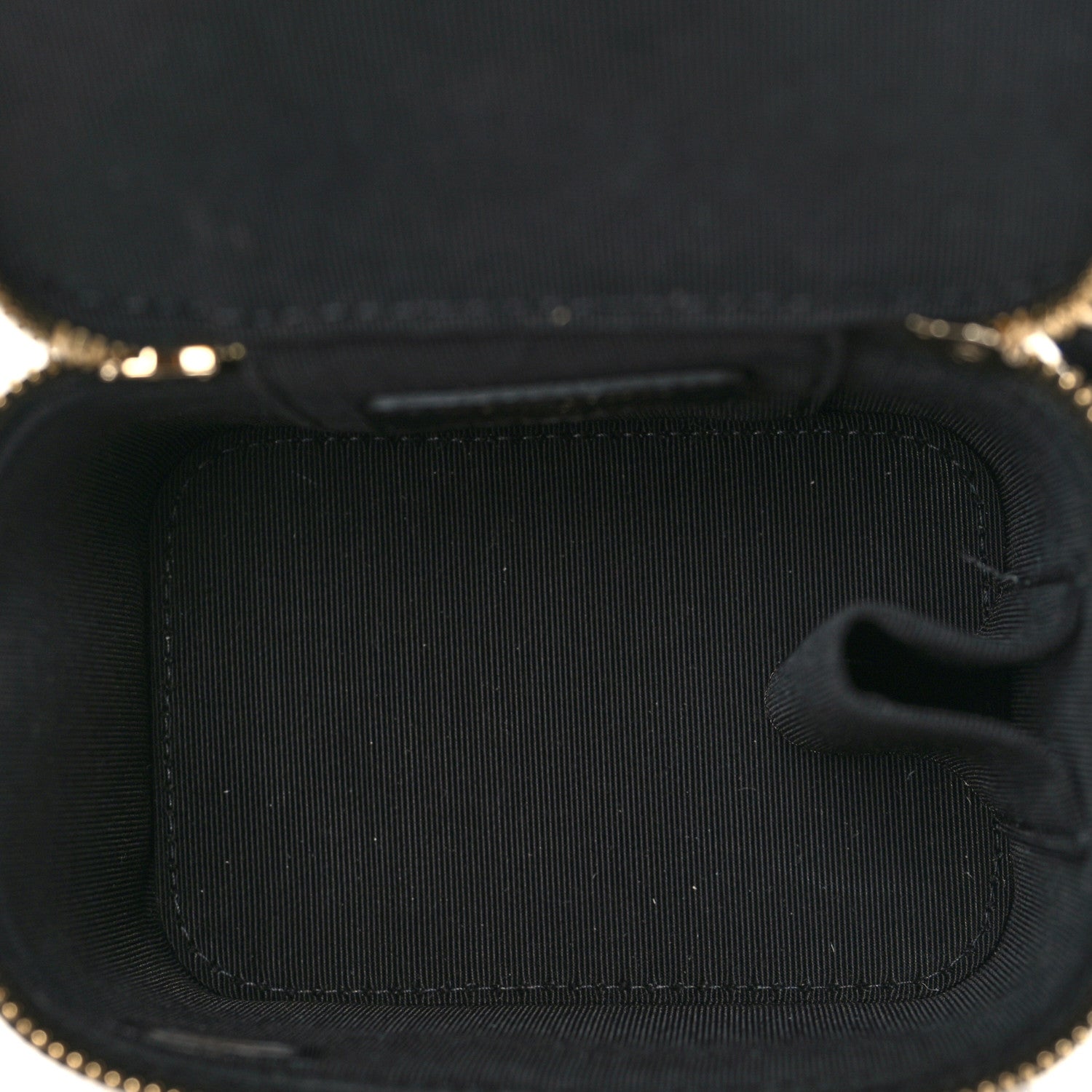 Chanel Caviar Quilted Mini Pearl On Top Vanity Case With Chain Black 5 of 10