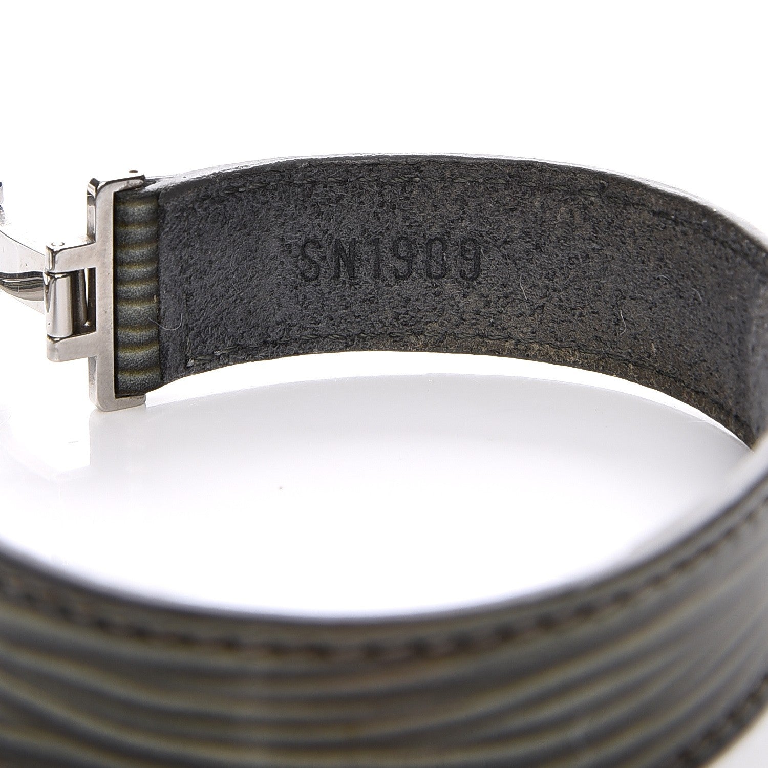 Louis Vuitton Metallic Cyber Epi Millennium Wish Bracelet 5 of 5