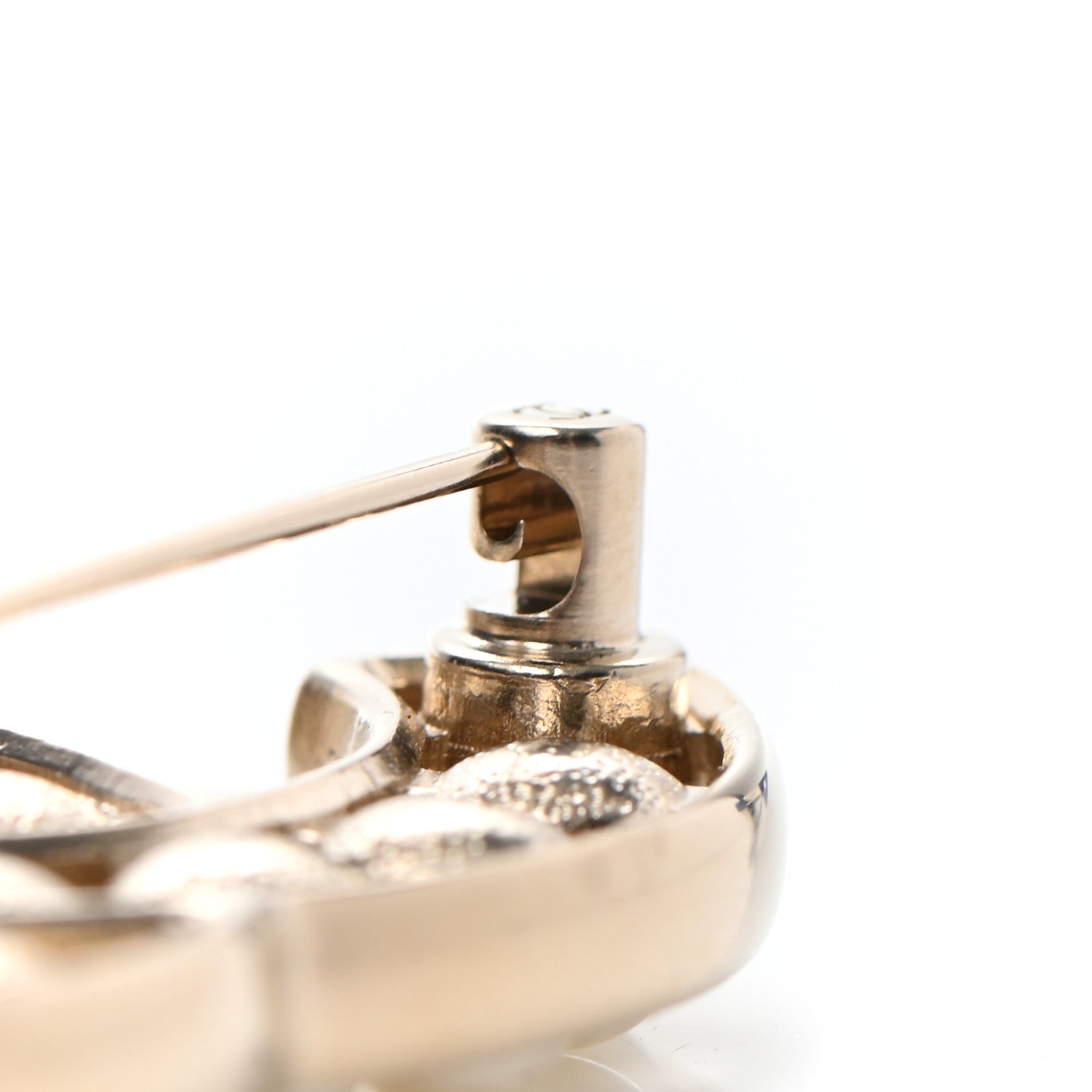 Chanel Pearl CC Brooch Light Gold 6 of 7