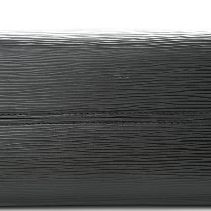 Louis Vuitton Epi Cluny MM Black 12 of 12
