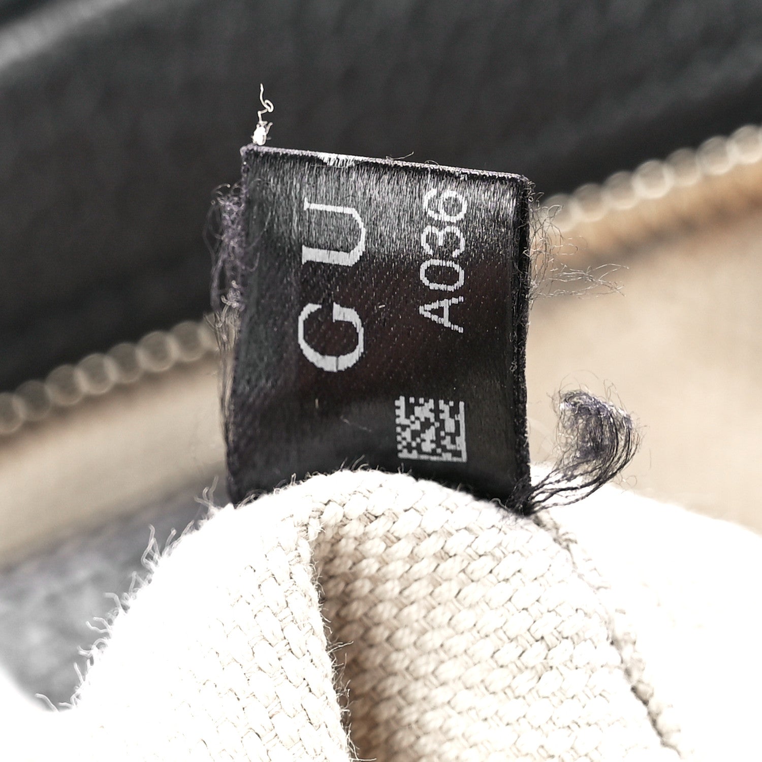 Gucci Pebbled Calfskin Small Soho Disco Bag Black 8 of 12