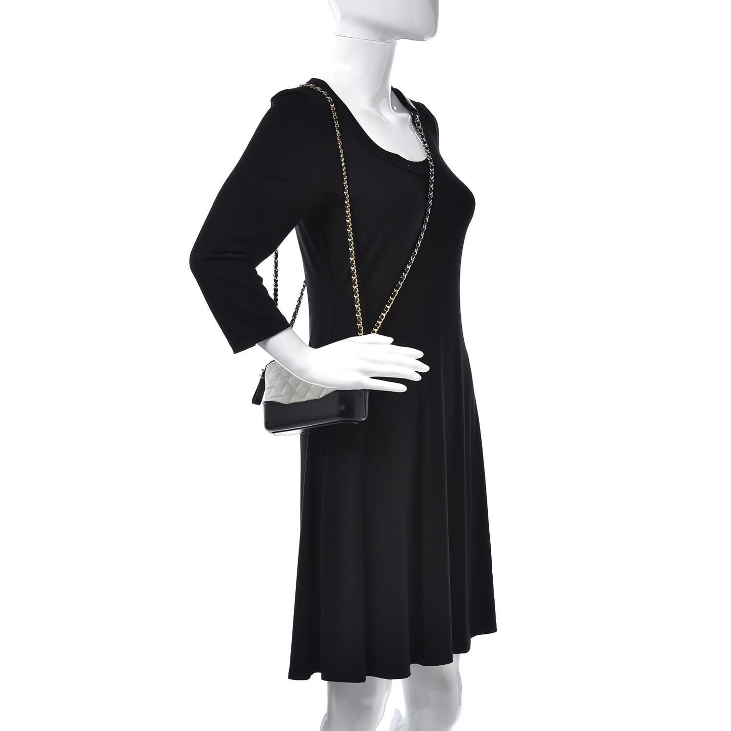 Aged Calfskin Quilted Small Gabrielle Clutch With Chain White Black