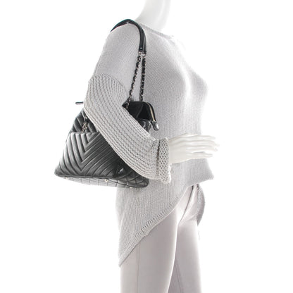 Chanel Lambskin Surpique Chevron Quilted Tote Black 2 of 8