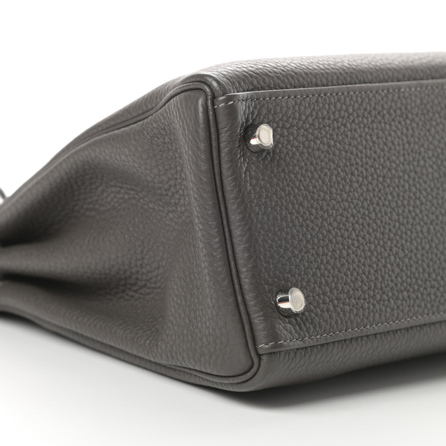 Taurillon Clemence Kelly Retourne 32 Graphite
