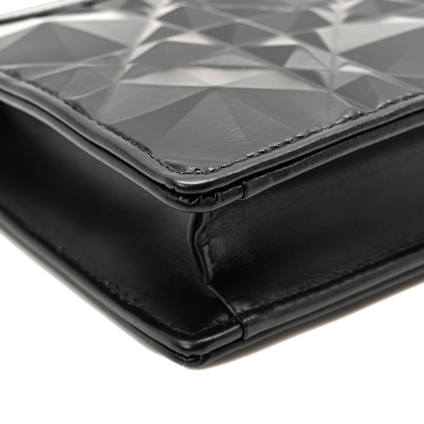 Calfskin Macrocannage Diamond Caro Zipped Pouch With Chain Black