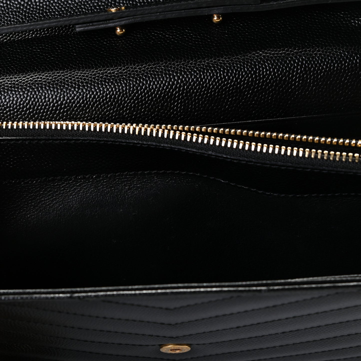 Grain De Poudre Matelasse Chevron Monogram Chain Wallet Black