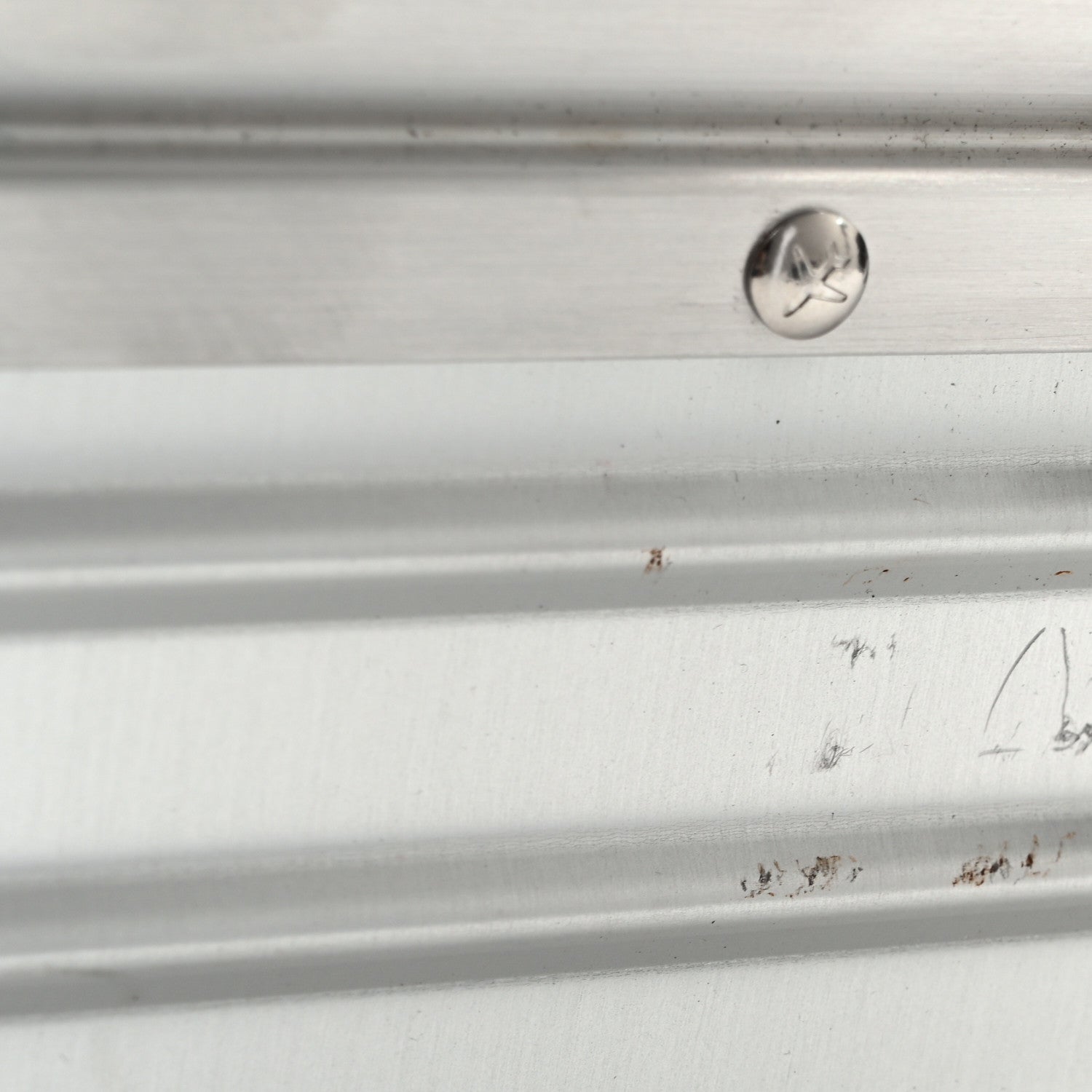 Rimowa Aluminum Classic Flight Check-In L Silver 14 of 14