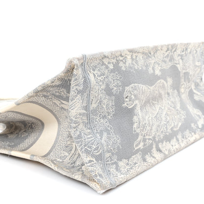 Christian Dior Canvas Embroidered Medium Dioriviera Toile De Jouy Reverse Book Tote Gray 10 of 12
