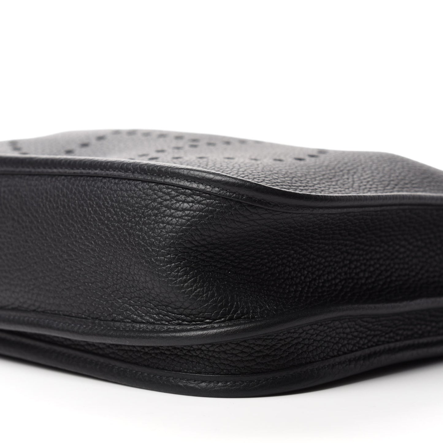 Taurillon Clemence Evelyne III PM Black