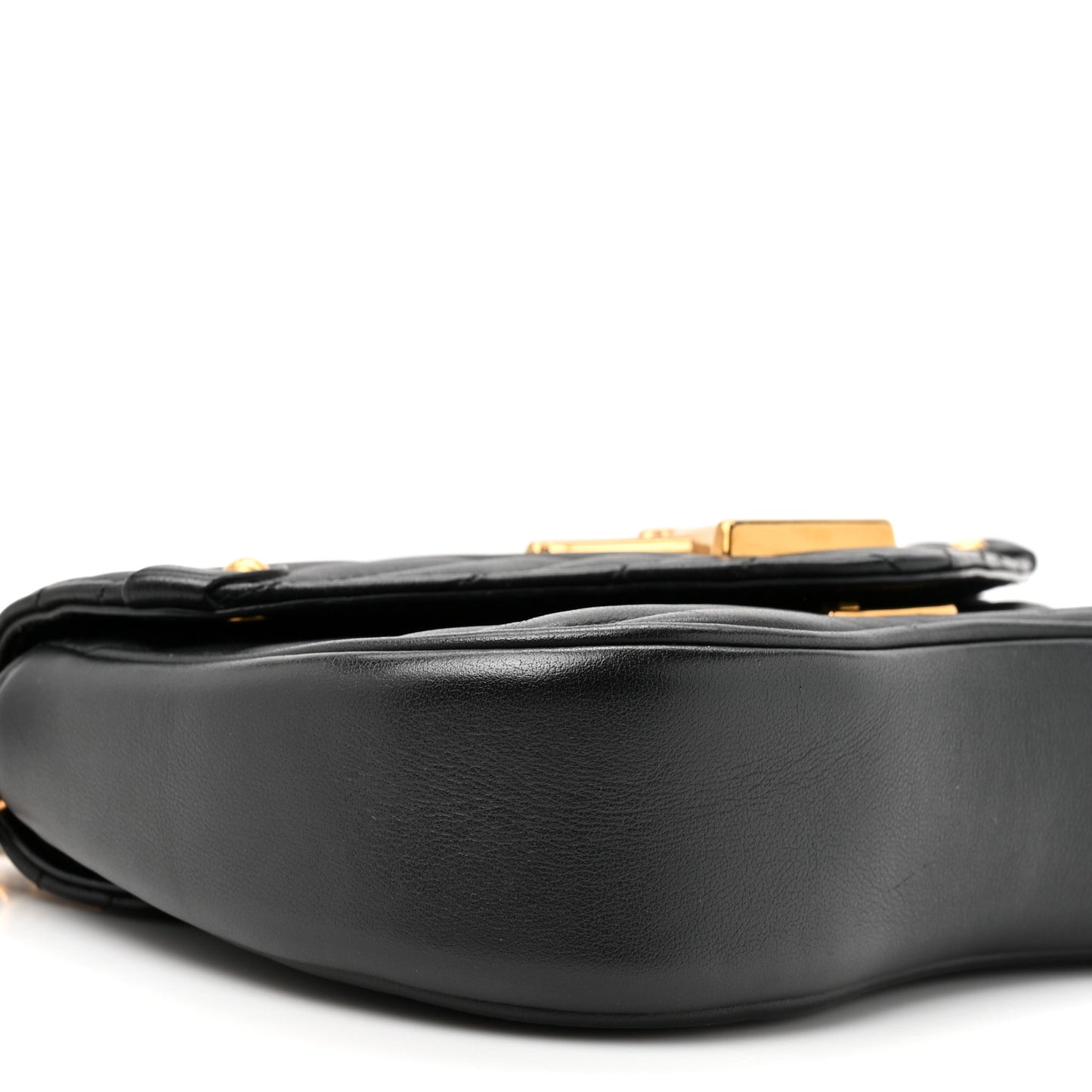 Calfskin New Wave Chain PM Black