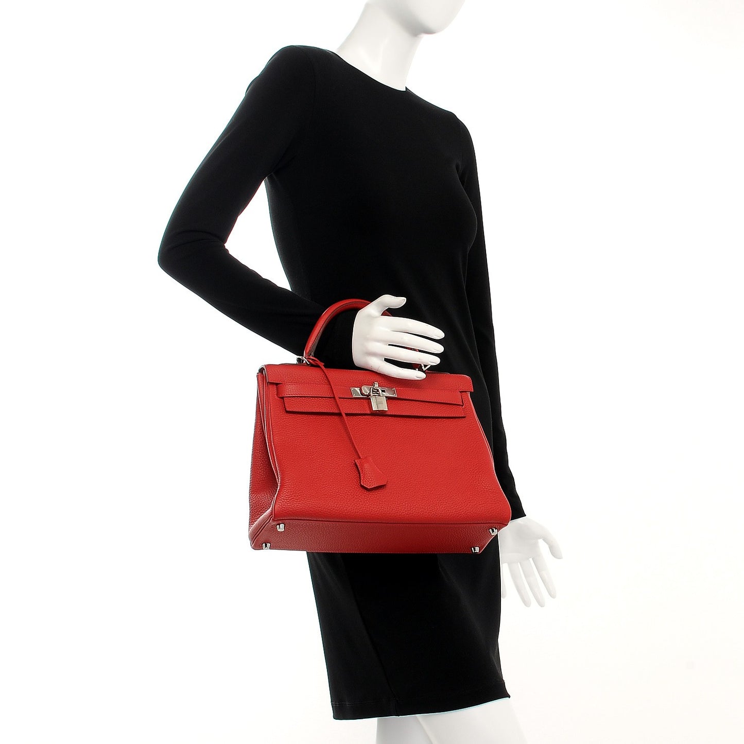 Taurillon Clemence Kelly Retourne 32 Rouge Casaque