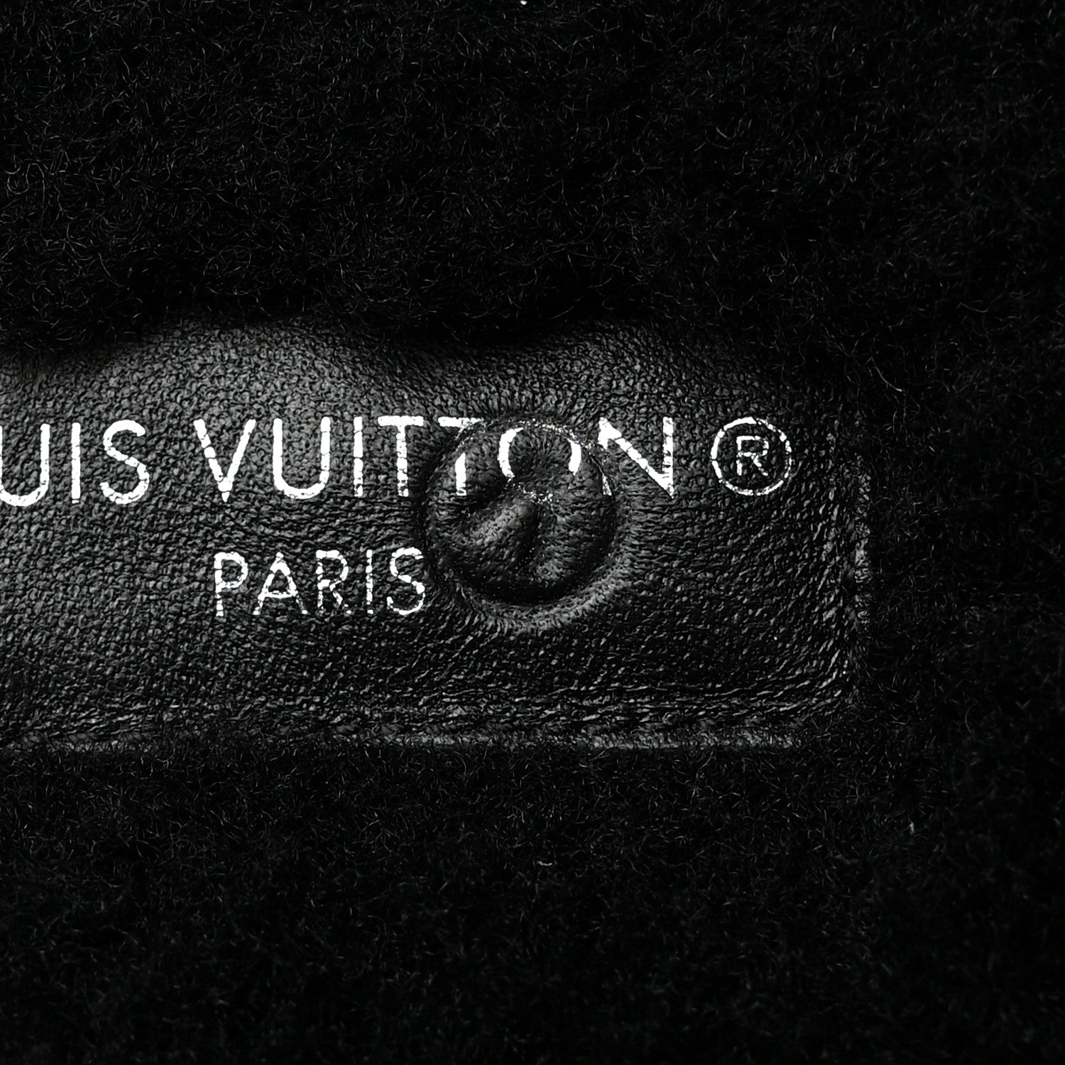 Louis Vuitton Shearling Magnetic Flat Mule 40 Black 9 of 9
