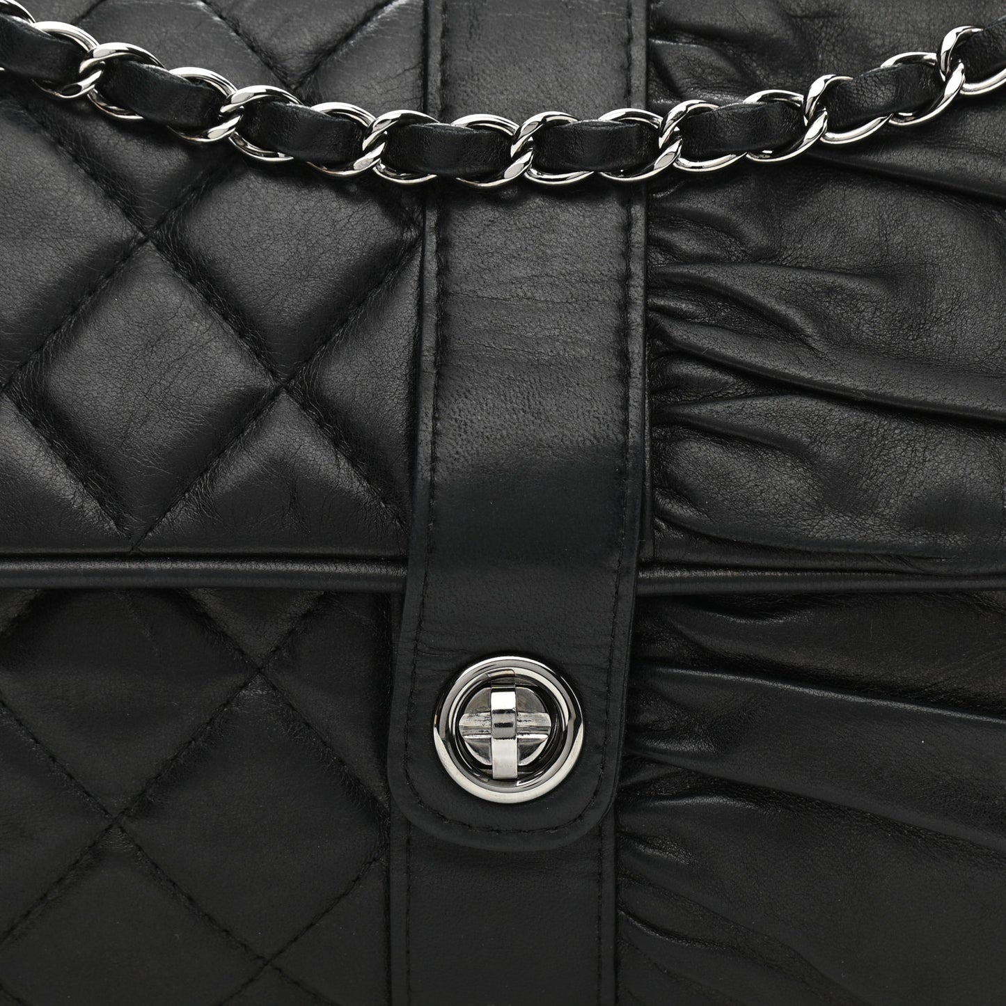 Lambskin Quilted Pile Ou Face Flap Black