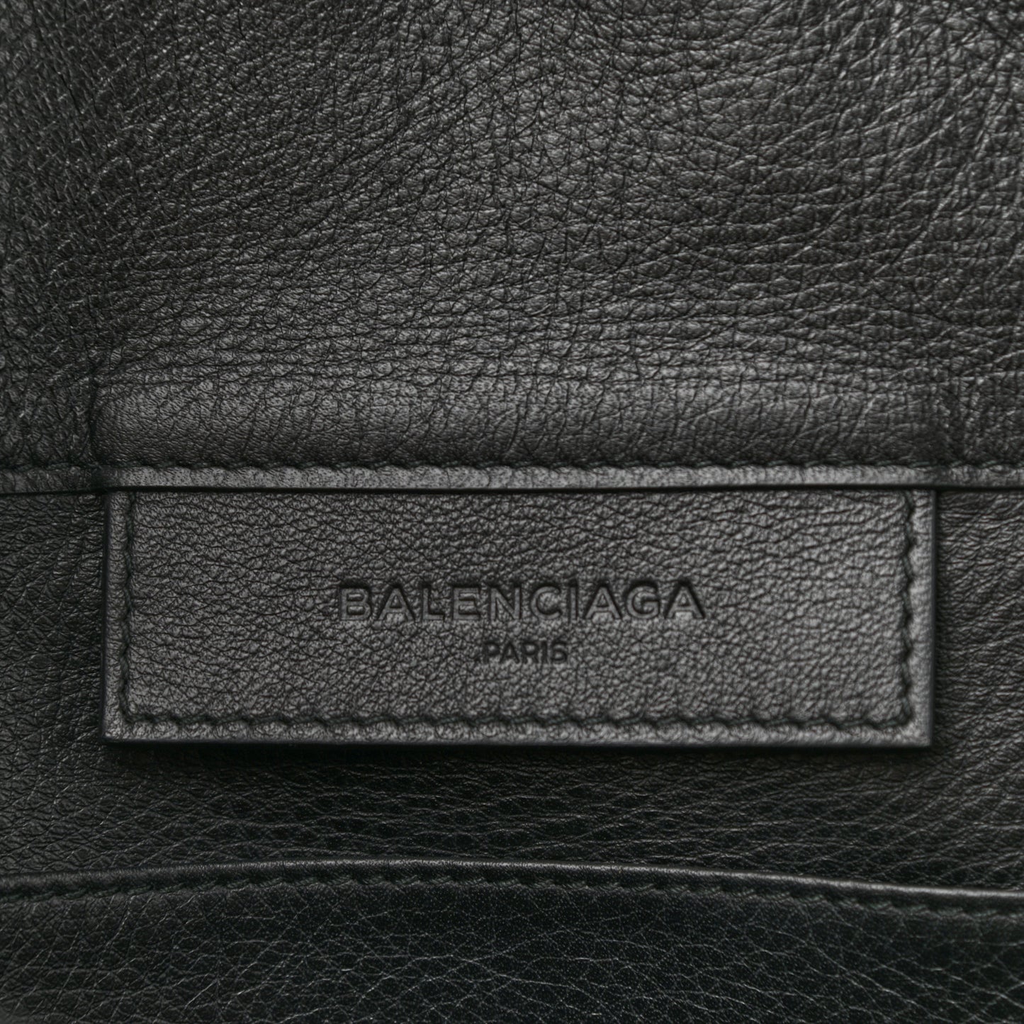 Veau Papier Sight Clutch Black