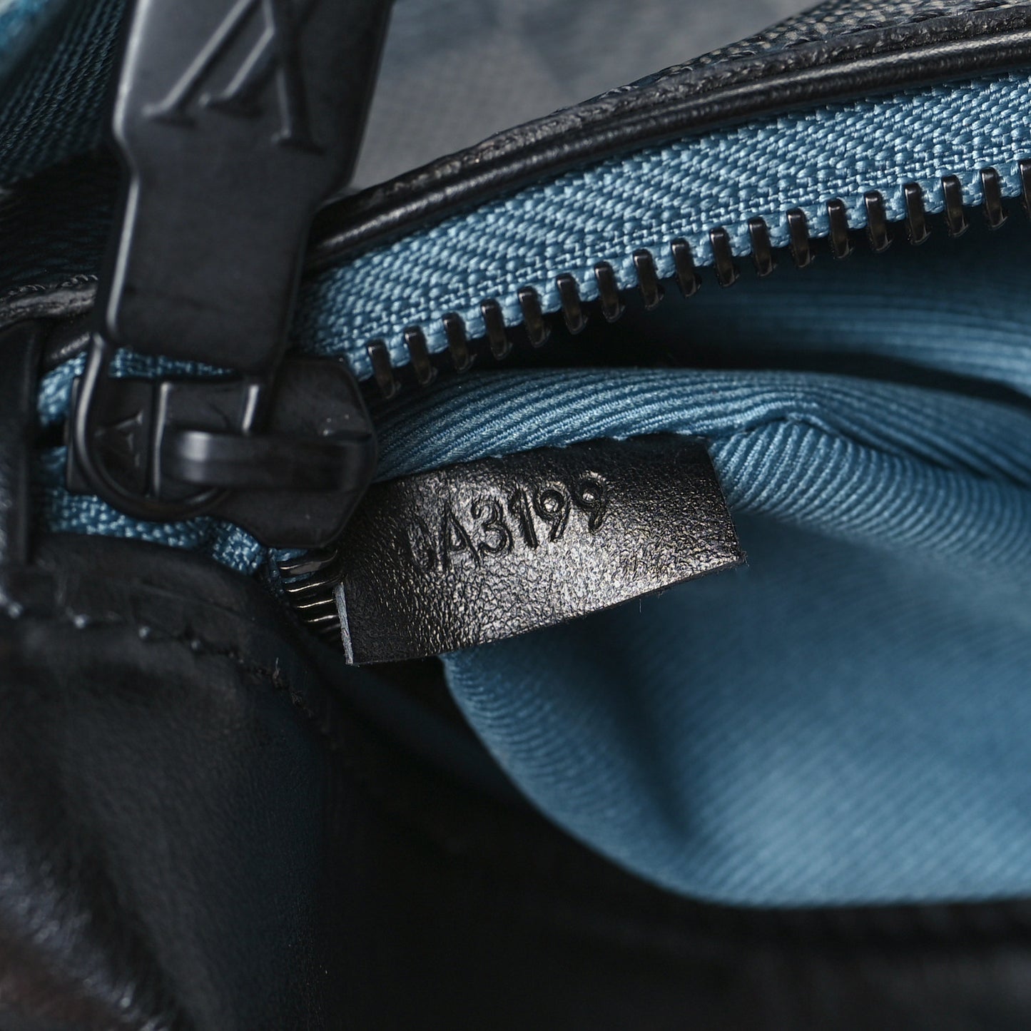 Damier Graphite Discovery Bumbag