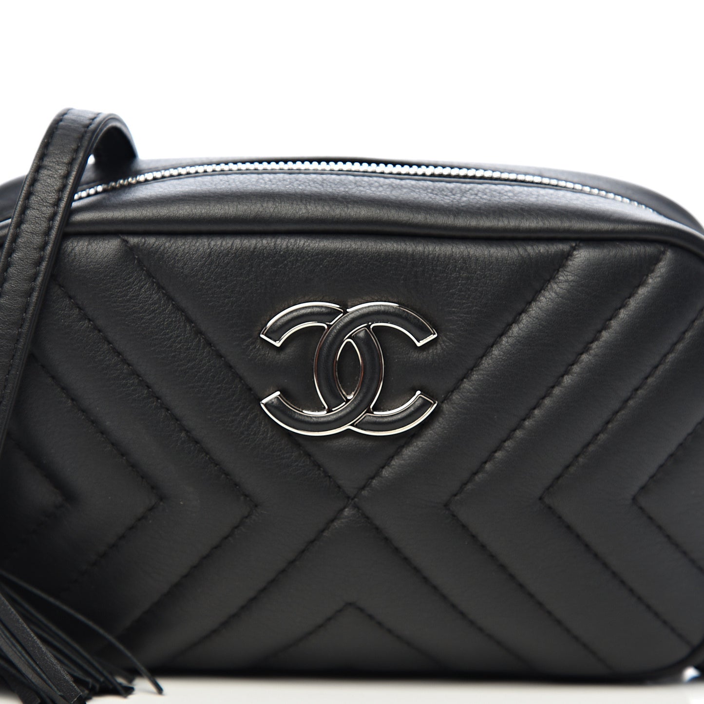 Calfskin Diagonal Chevron Quilted Tassel Camera Case Black