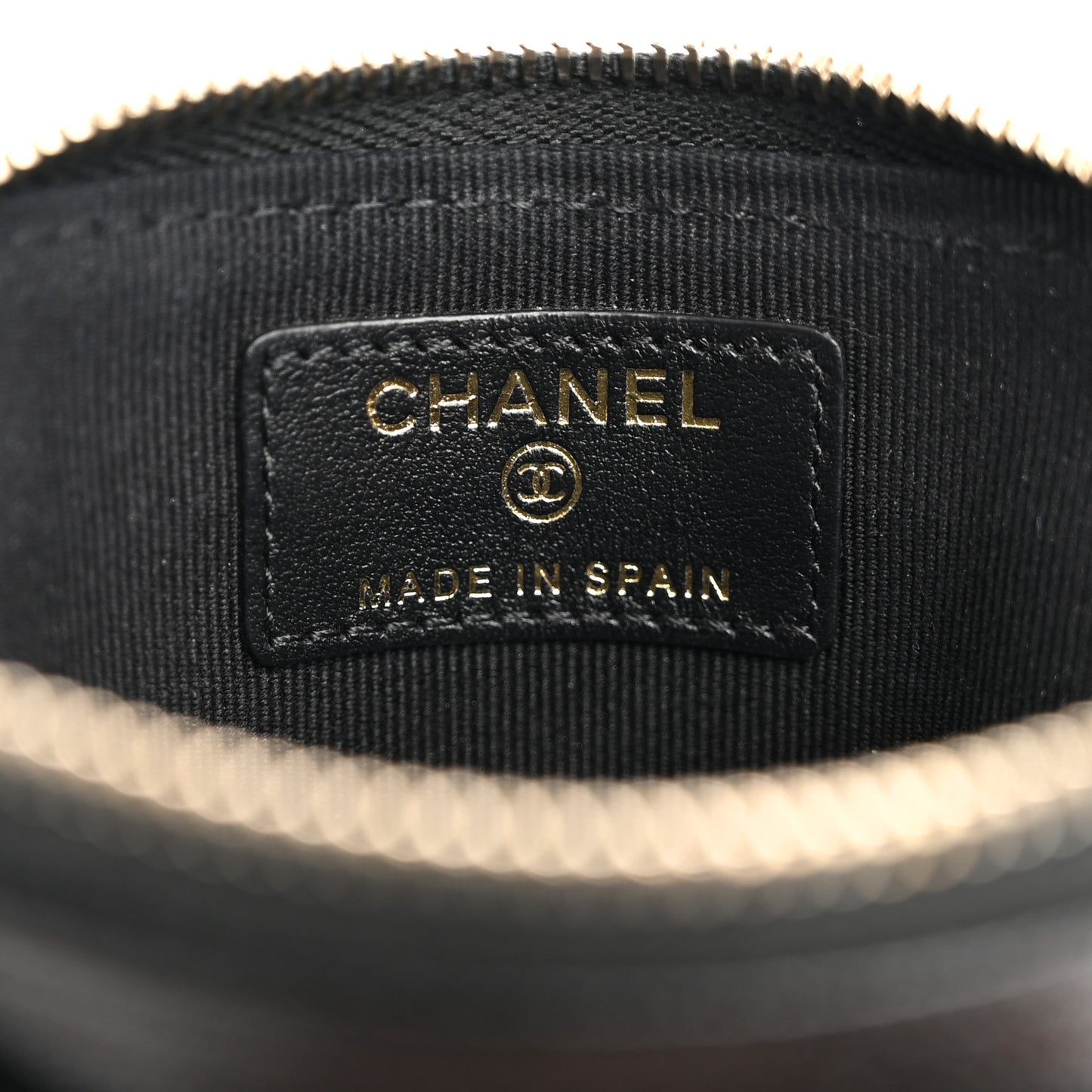 Caviar Quilted Crystal Zip Card Holder Wallet Black