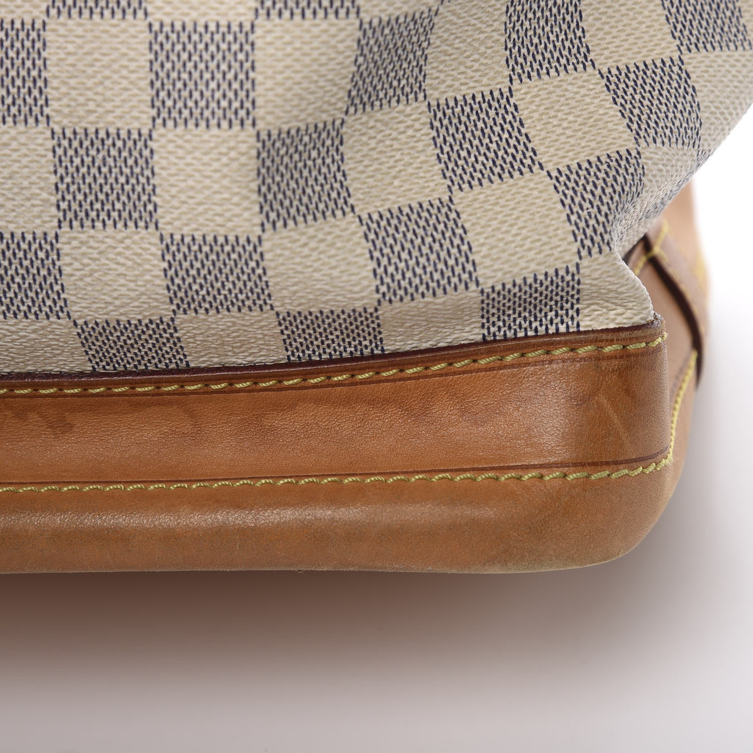 Louis Vuitton Damier Azur Noe 20 of 20