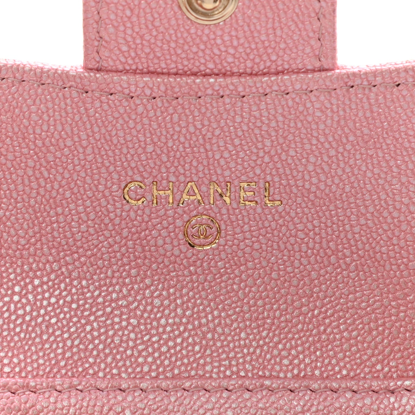 Iridescent Caviar Quilted Flap Card Holder On Chain Pink