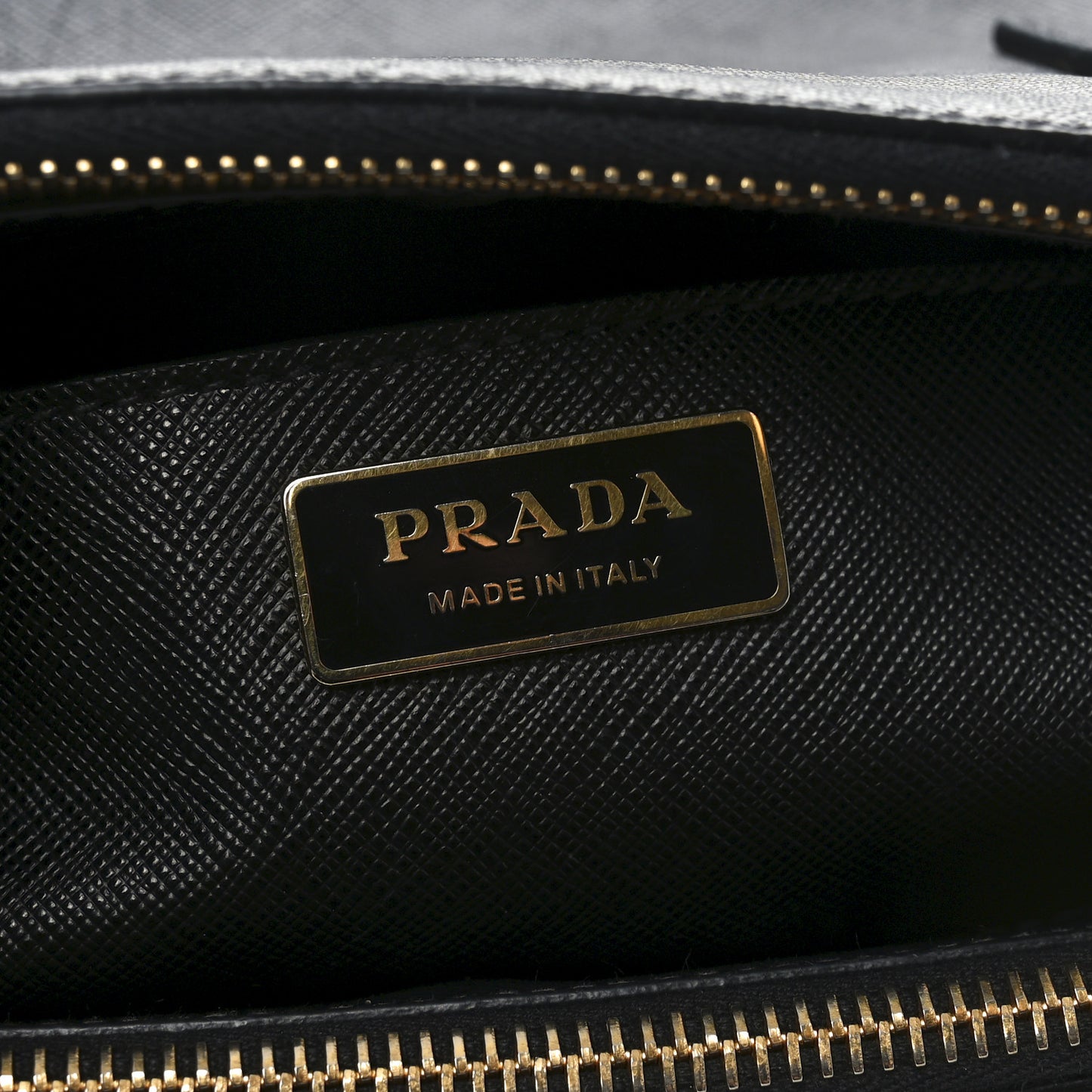 Saffiano Lux Large Galleria Double Zip Tote Black