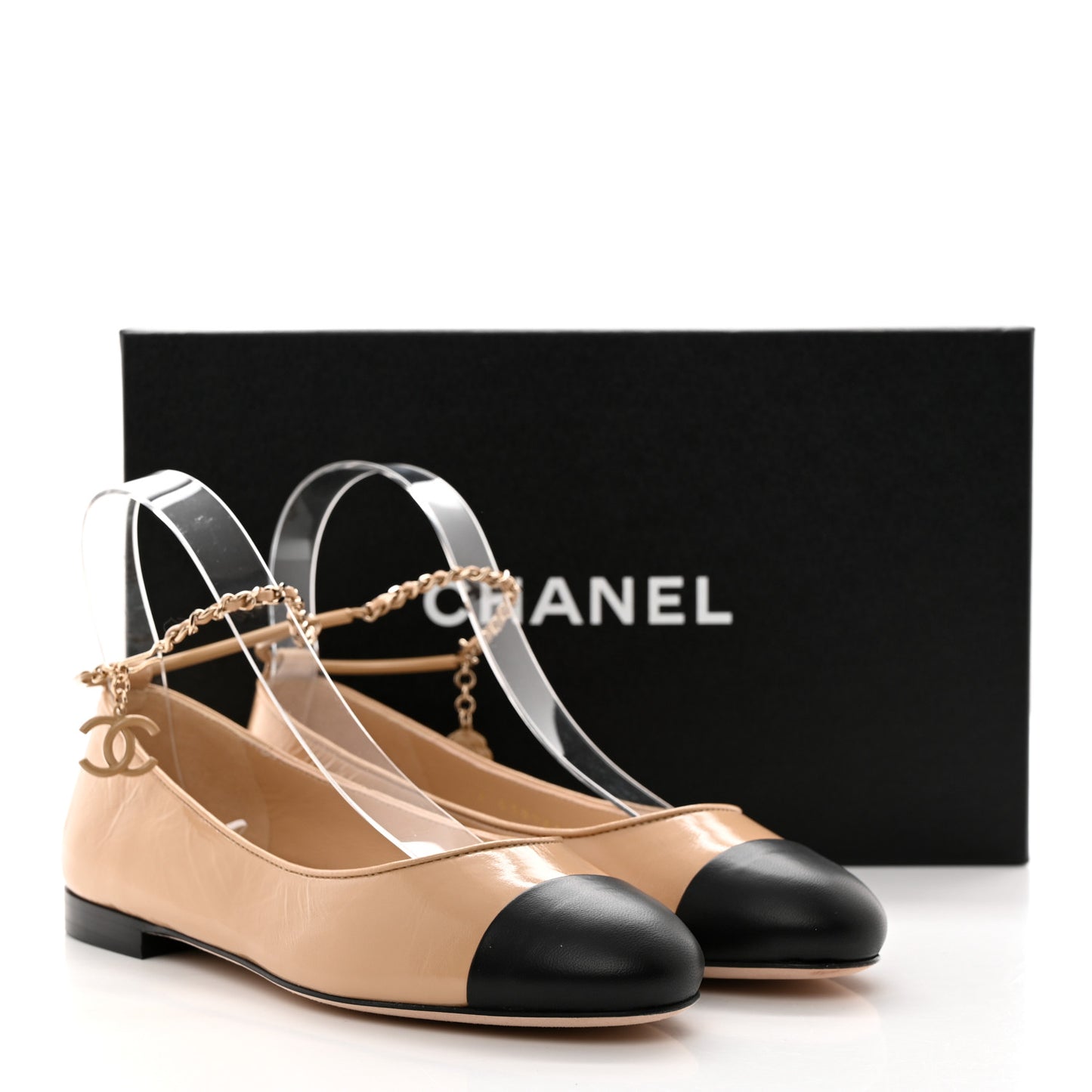 Lambskin Cap Toe Ankle Chain Ballerina Flats 36 Beige Black