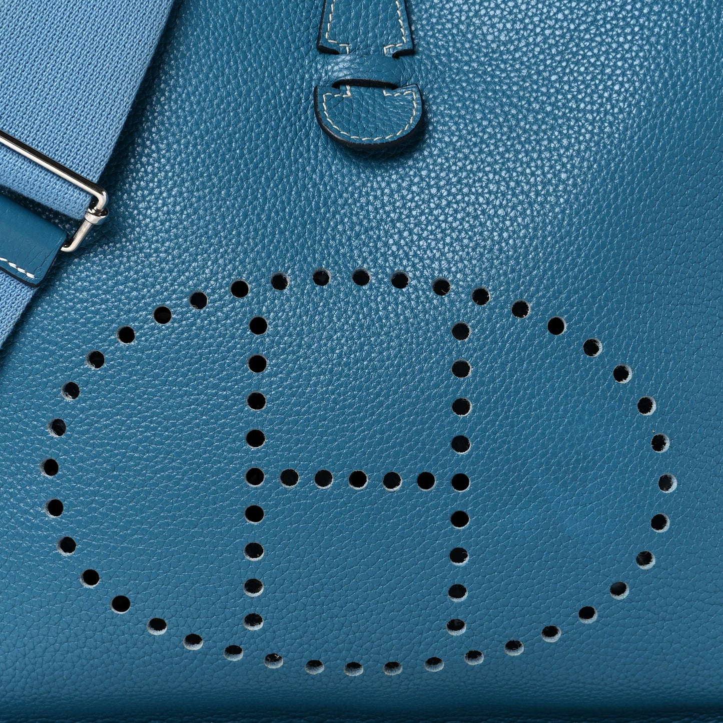 Taurillon Clemence Evelyne III GM Blue Jean