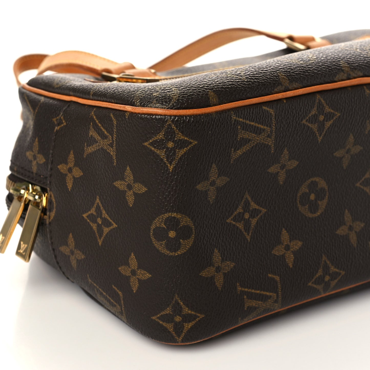 Monogram Cite MM