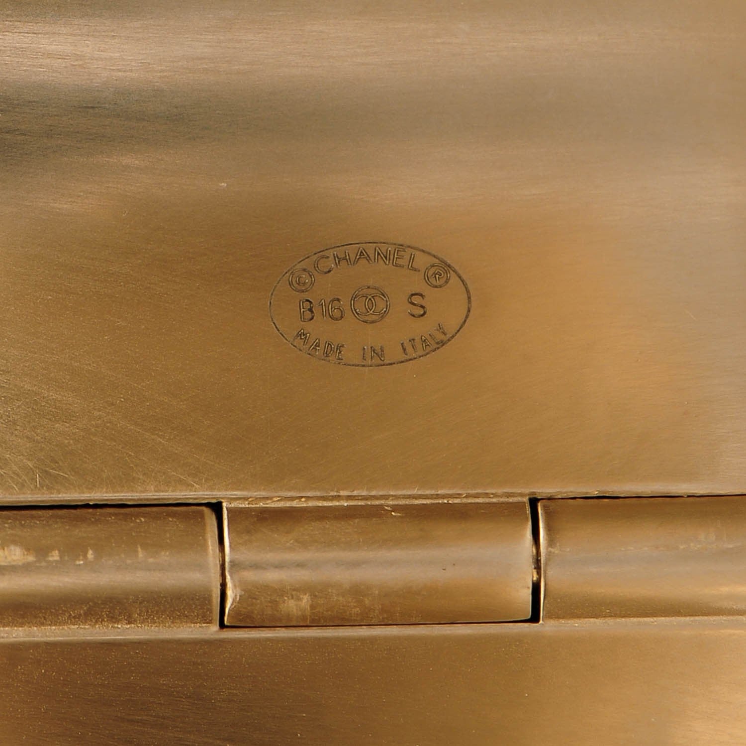 Chanel Metal CC Mirror Cuff Gold 5 of 6