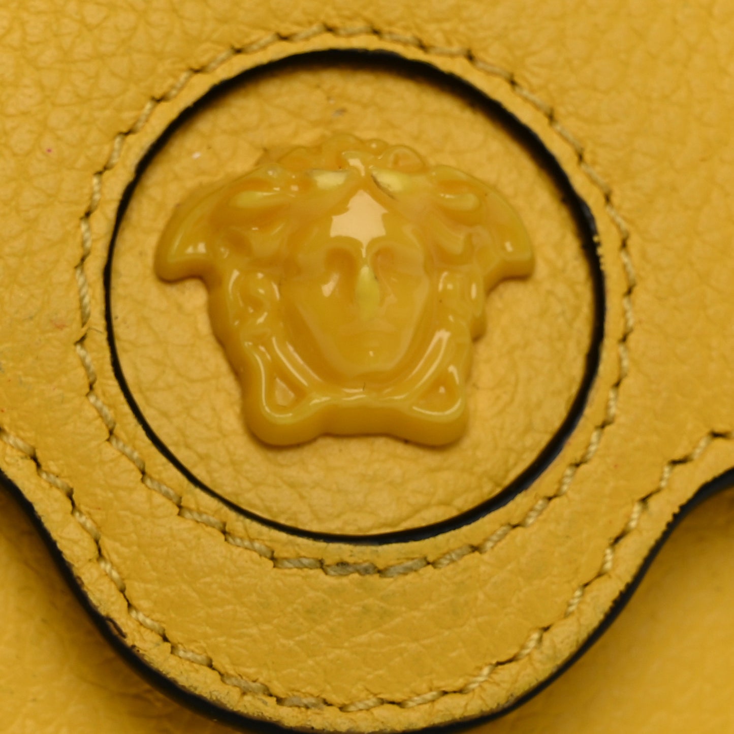 Grained Calfskin Medusa Card Holder Yellow Purple