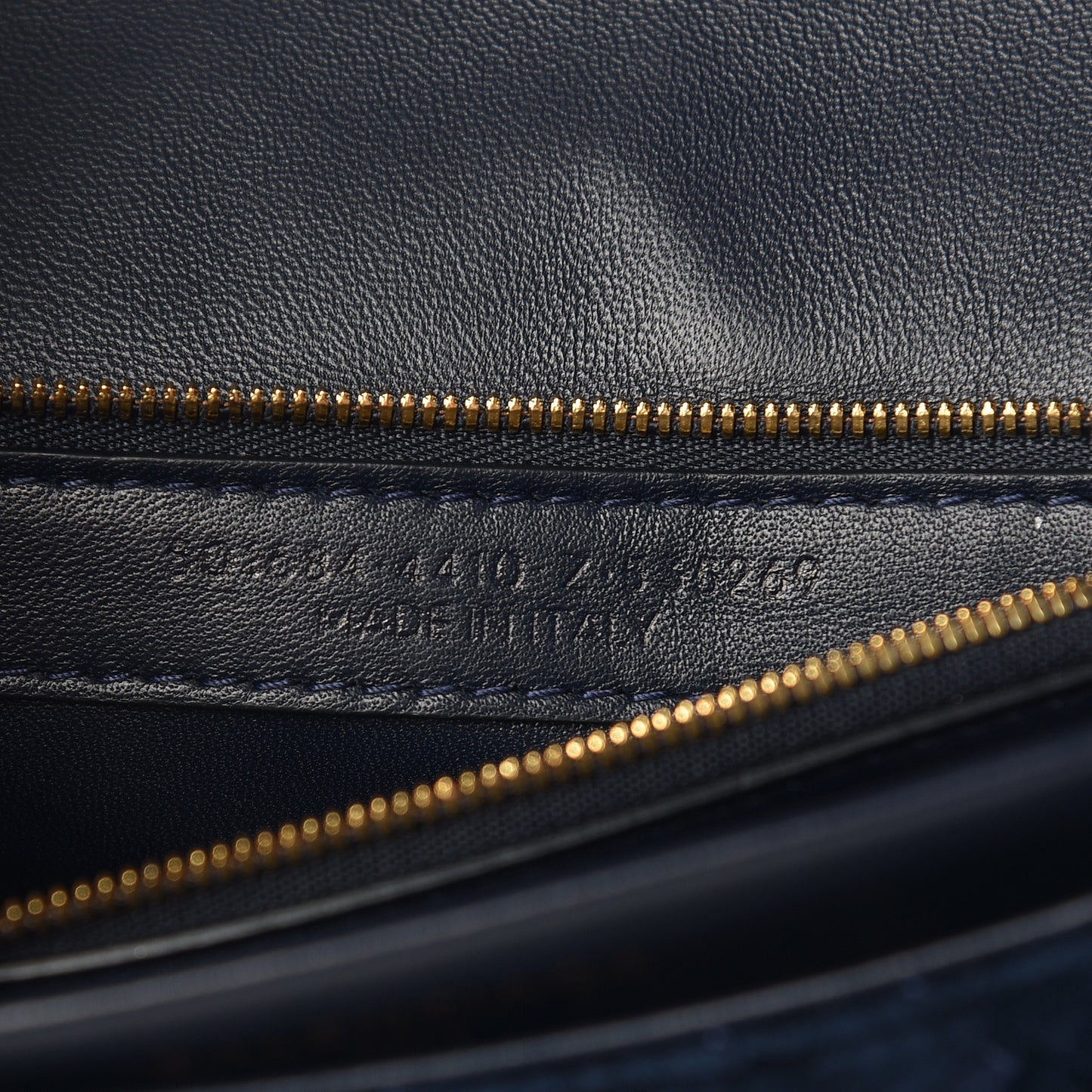 Velvet Logo Matelasse M BB Chain Shoulder Bag Navy