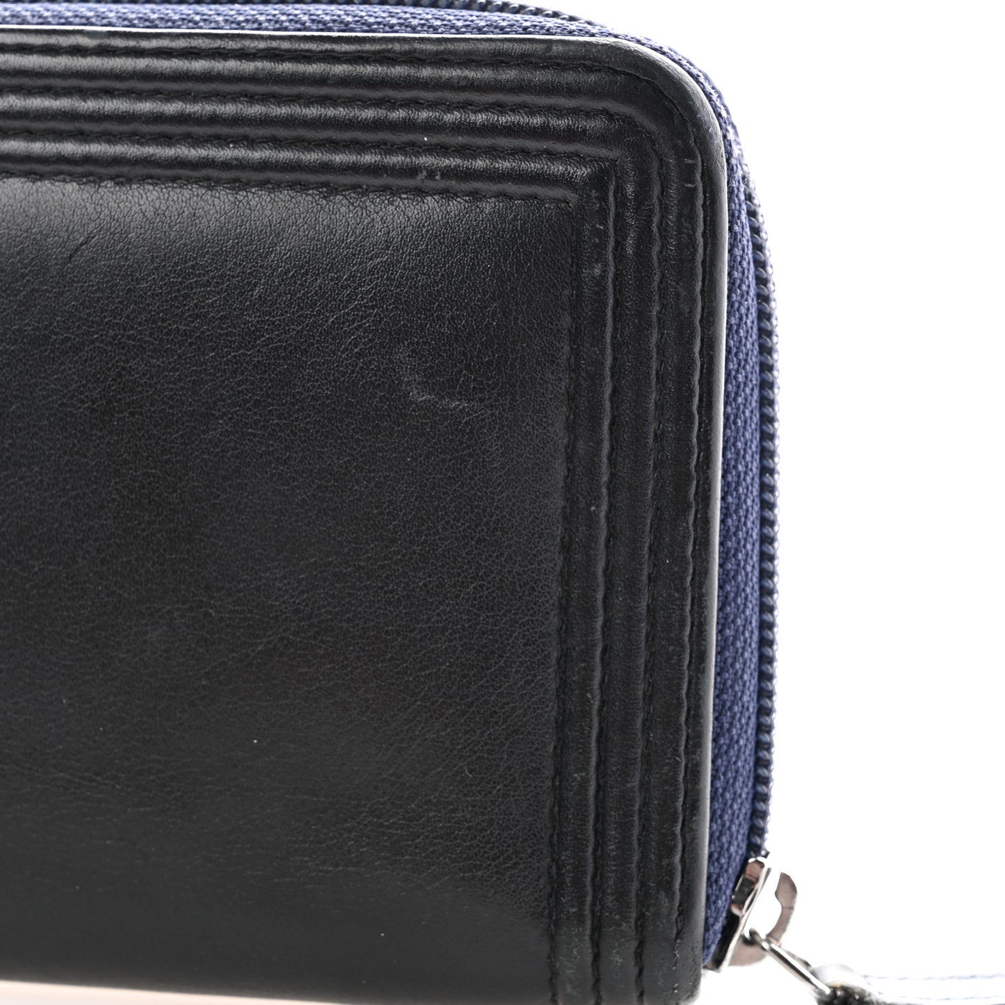 Calfskin Large Bi-Color Zip Around Boy Wallet Black Navy
