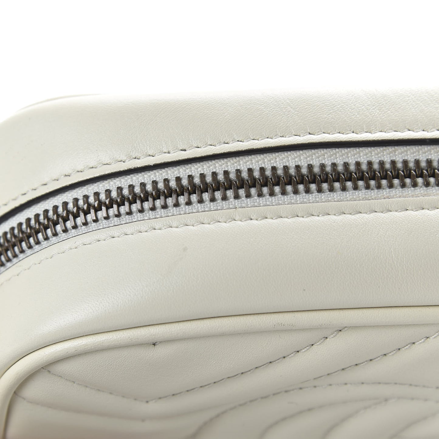 Calfskin Matelasse Mini GG Marmont Chain Shoulder Bag White