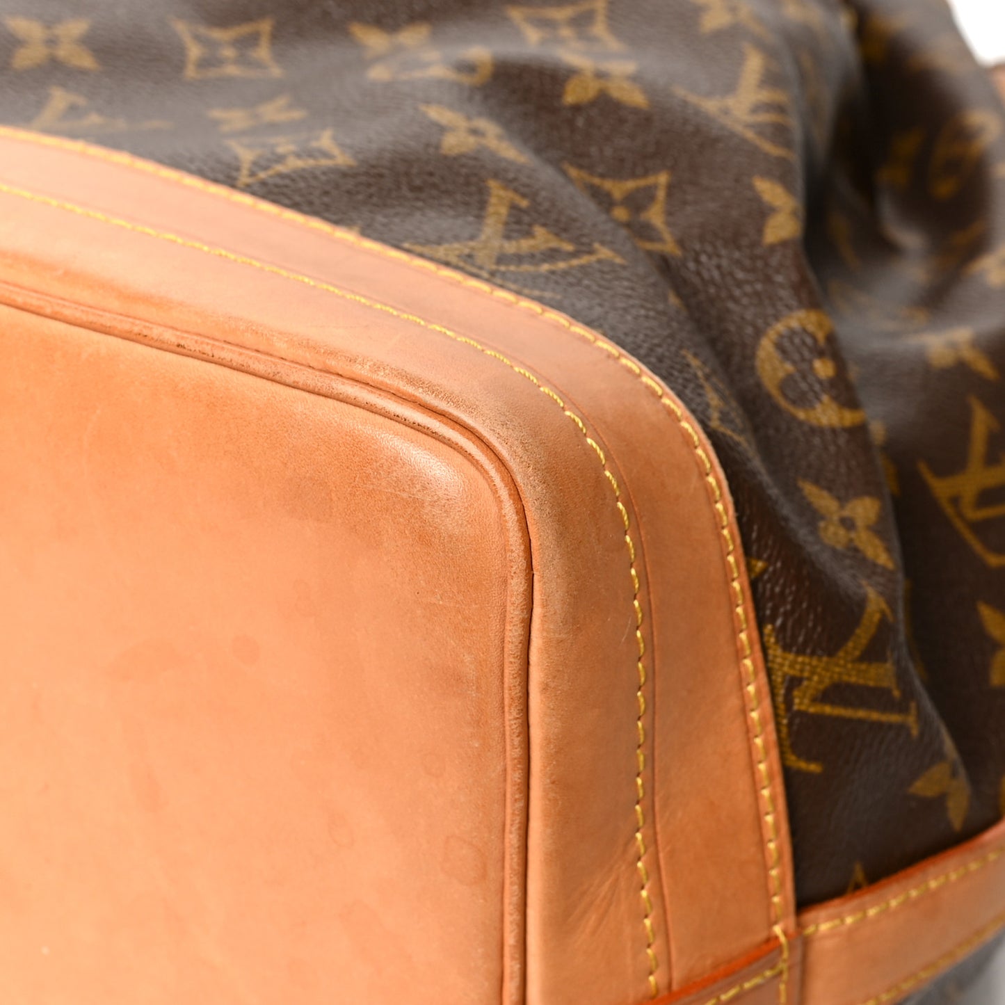 Monogram Noe