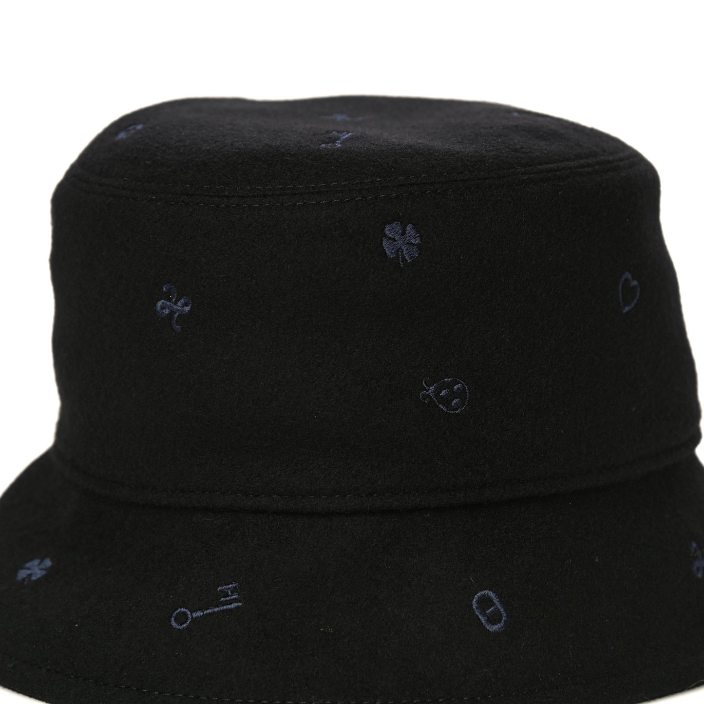 Cashmere Debbie Charms Bucket Hat 58 Black
