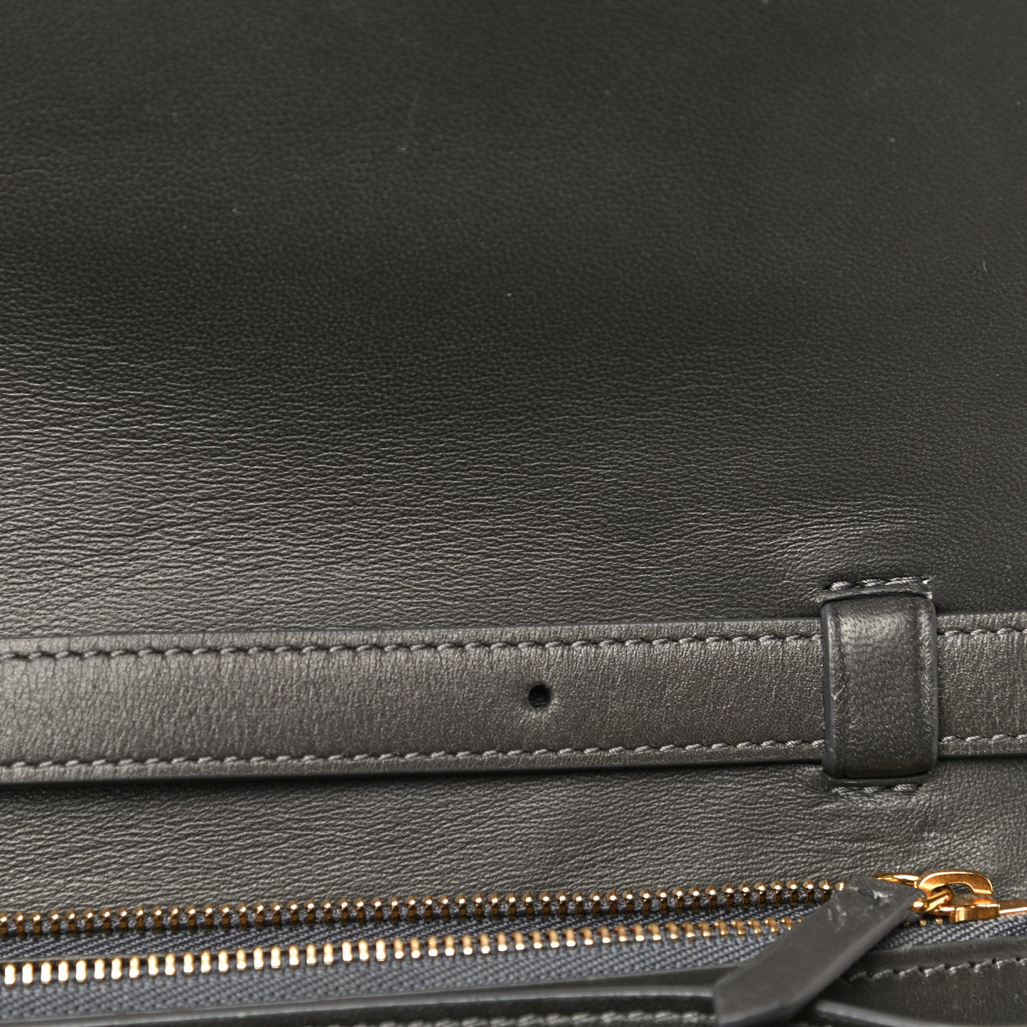 Box Calfskin Medium Classic Box Flap Bag Grey